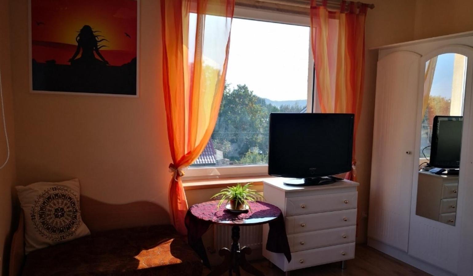 Kambario Nuoma Su Bendru Vonios Kambariu Kaunas Exterior foto